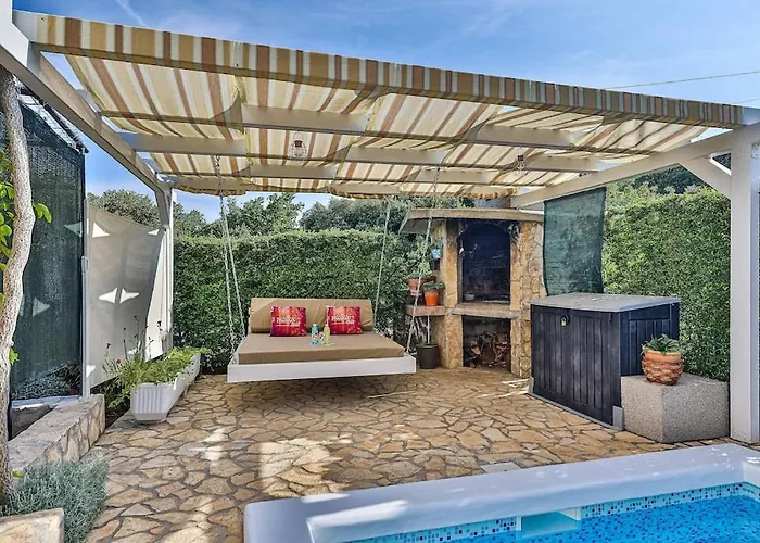 Pasko With Private Pool アパート Kaštel Novi